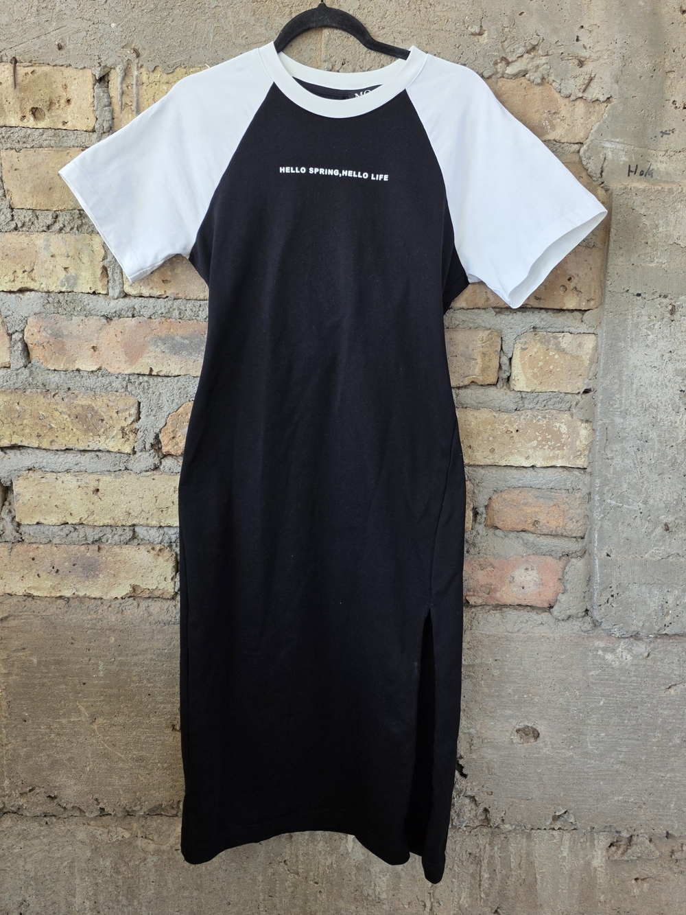 MO&Co. Graphic Raglan T-Shirt Dress Open Back Midi Size L